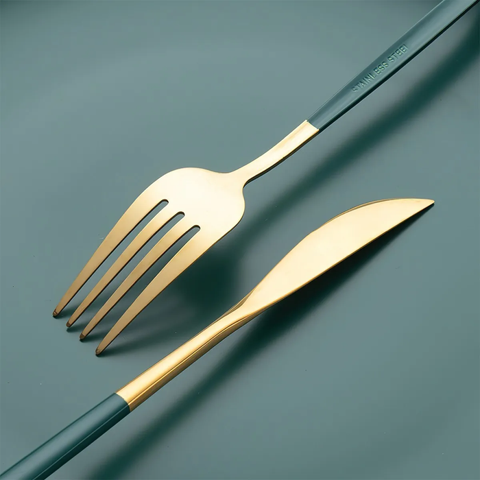 Set of cutlery